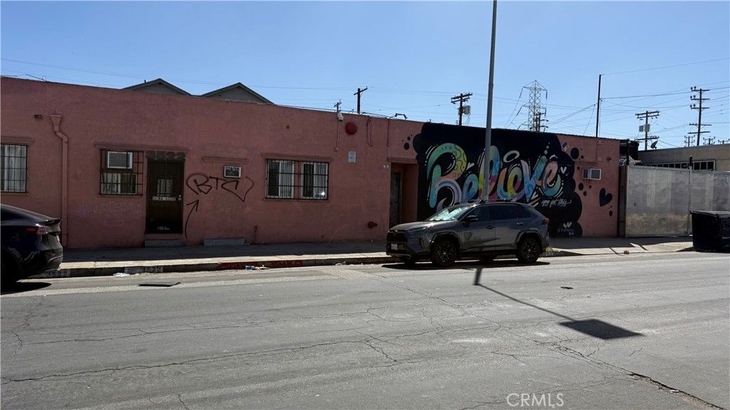 3532 Union Pacific, Los Angeles, CA 90023 — exterior