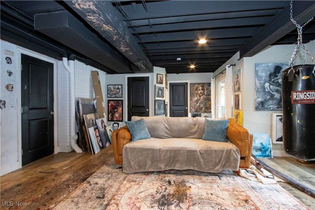 6473 Saint Leger Avenue NE, Canton, OH 44721