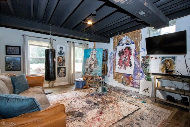 6473 Saint Leger Avenue NE, Canton, OH 44721