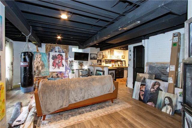 6473 Saint Leger Avenue NE, Canton, OH 44721