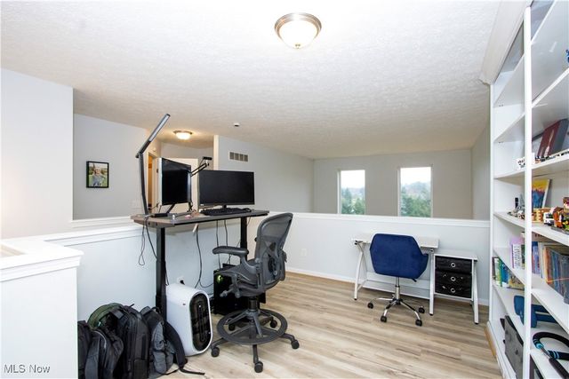 6473 Saint Leger Avenue NE, Canton, OH 44721