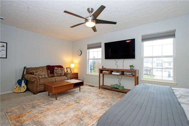 6473 Saint Leger Avenue NE, Canton, OH 44721