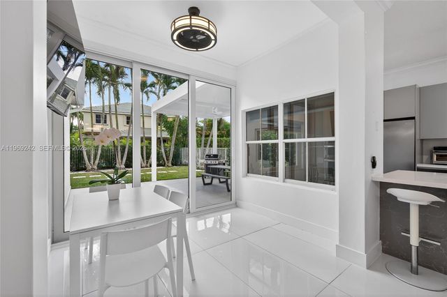 4115 Sabal Ridge Cir, Weston, FL 33331