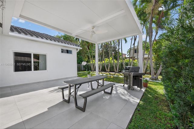 4115 Sabal Ridge Cir, Weston, FL 33331