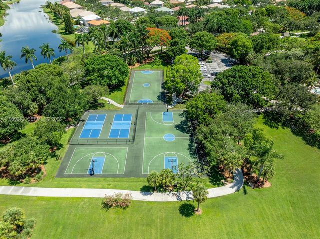 4115 Sabal Ridge Cir, Weston, FL 33331