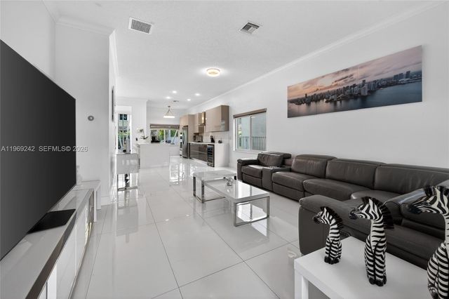 4115 Sabal Ridge Cir, Weston, FL 33331