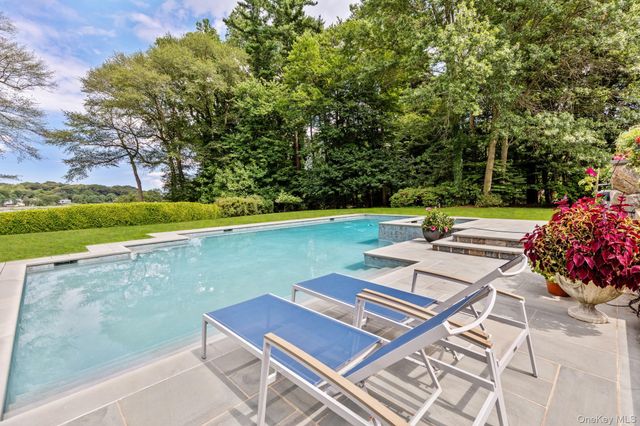 8 Mill Pond Lane, Lattingtown, NY 11560