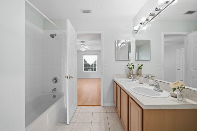 14722 HERONGLEN DRIVE, Lithia, FL 33547
