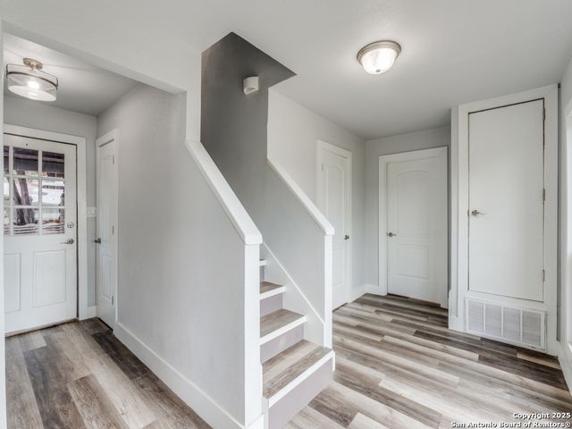 238 Ledgeview, Canyon Lake, TX 78133