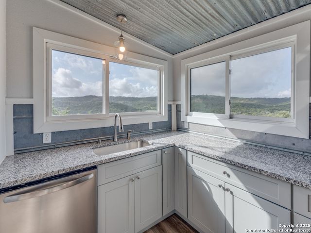 238 Ledgeview, Canyon Lake, TX 78133