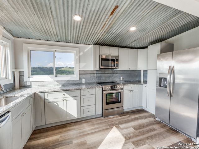 238 Ledgeview, Canyon Lake, TX 78133