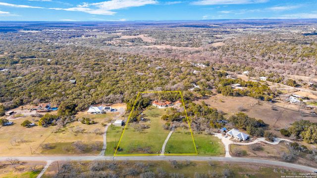 715 Sunrise Trail, Spring Branch, TX 78070