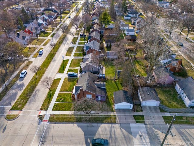 14000 Lincoln Street, Oak Park, MI 48237