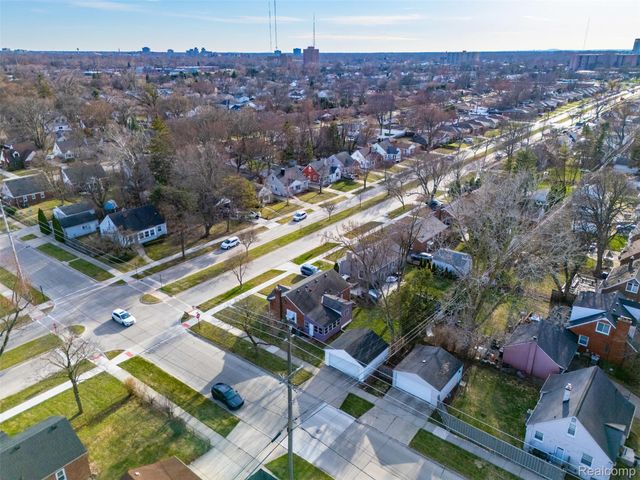 14000 Lincoln Street, Oak Park, MI 48237