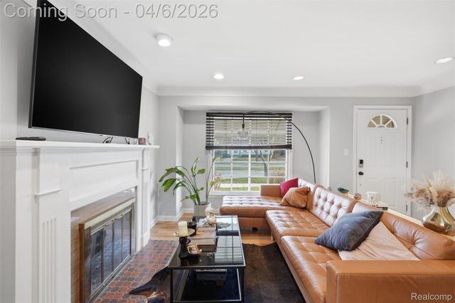 14000 Lincoln Street, Oak Park, MI 48237