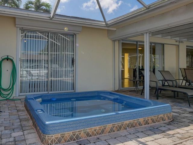 107 SW 58th TER, Cape Coral, FL 33914