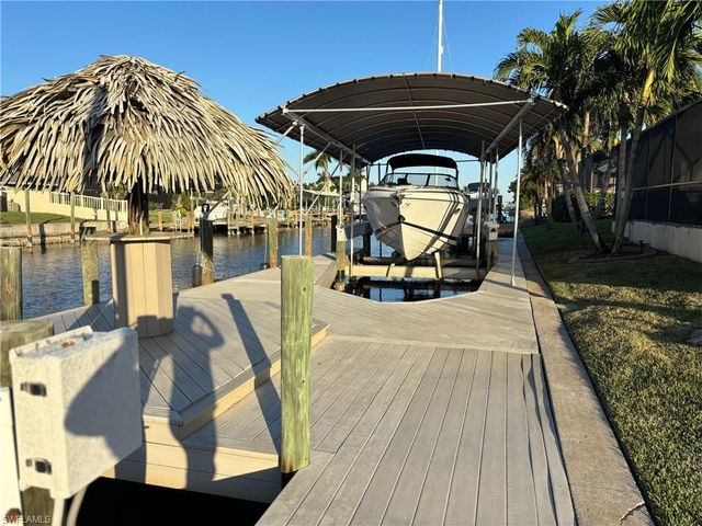 107 SW 58th TER, Cape Coral, FL 33914