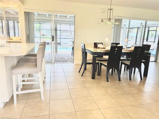 107 SW 58th TER, Cape Coral, FL 33914