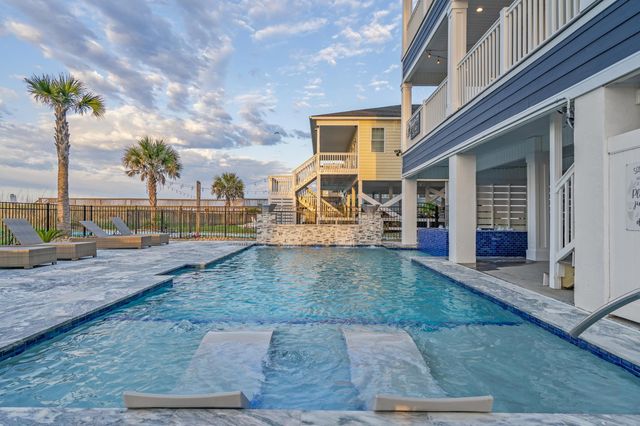 4202 N Ocean Blvd., North Myrtle Beach, SC 29582