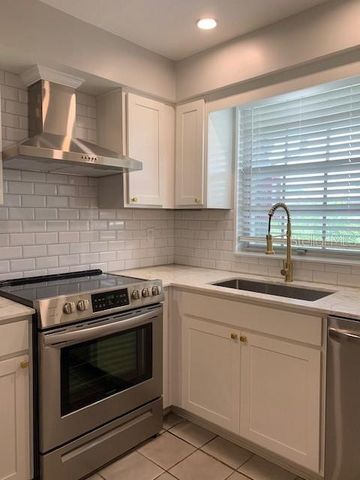 1250 S DENNING DRIVE 208, Winter Park, FL 32789