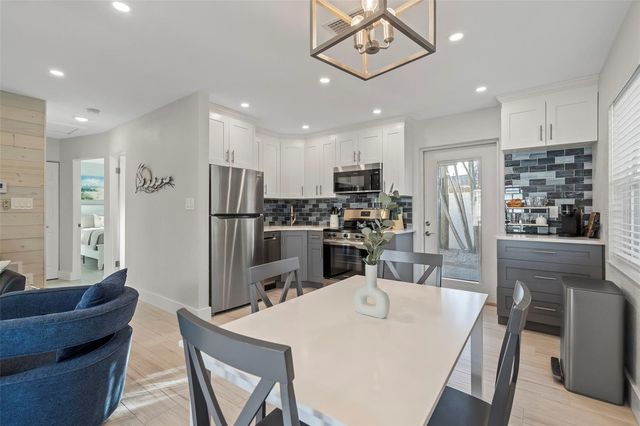 1360 HOLIDAY DRIVE A & B, Englewood, FL 34223