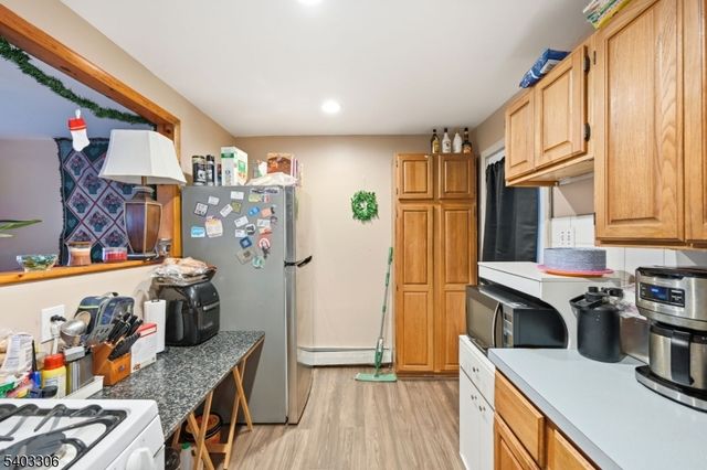 12 Quill St, West Milford Twp., NJ 07480