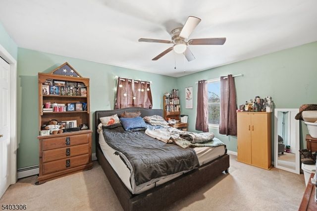 12 Quill St, West Milford Twp., NJ 07480