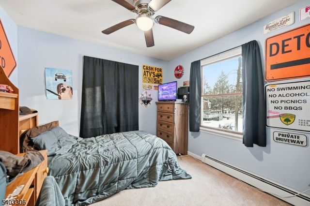 12 Quill St, West Milford Twp., NJ 07480