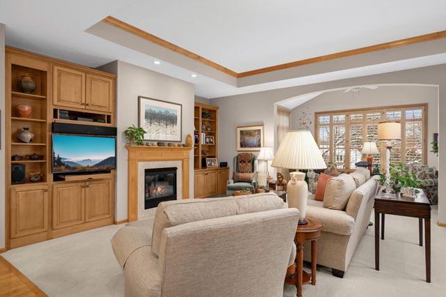 6460 Ivy Way, Edina, MN 55436
