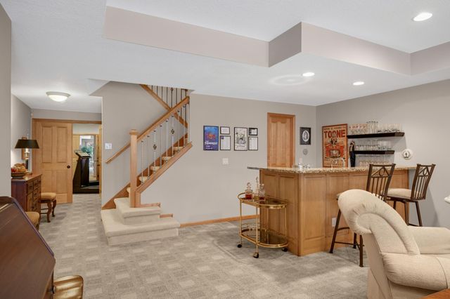6460 Ivy Way, Edina, MN 55436