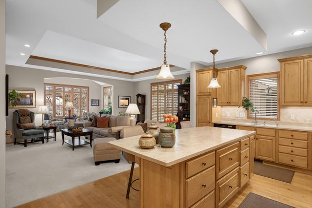 6460 Ivy Way, Edina, MN 55436