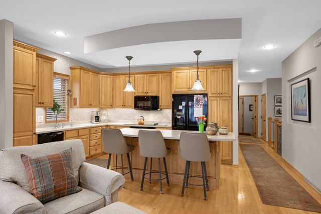 6460 Ivy Way, Edina, MN 55436