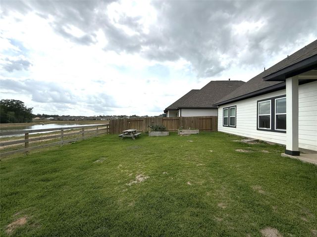 11707 Eclipse Drive, Willis, TX 77318