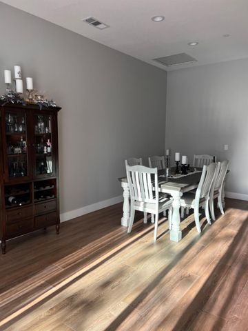 1012 Longview Drive, Oakdale, CA 95361