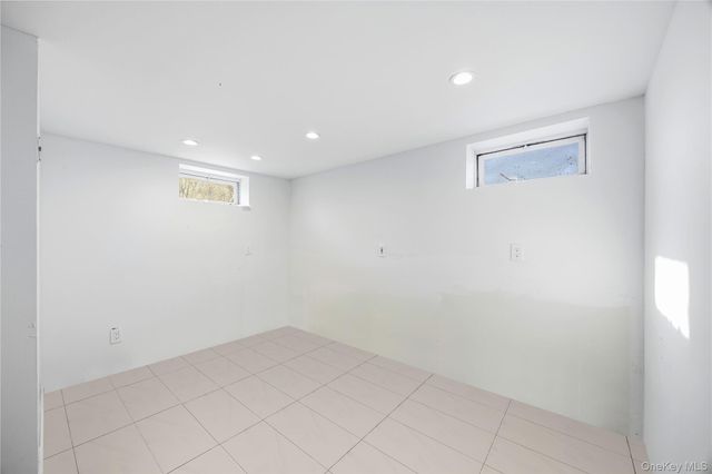 14 Platt Avenue, West Babylon, NY 11704