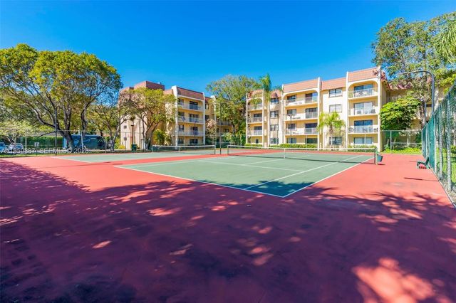 9301 SW 92nd Ave A214, Miami, FL 33176