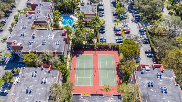 9301 SW 92nd Ave A214, Miami, FL 33176