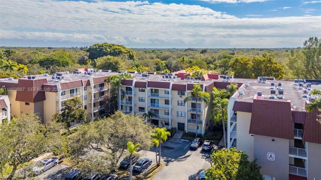 9301 SW 92nd Ave A214, Miami, FL 33176