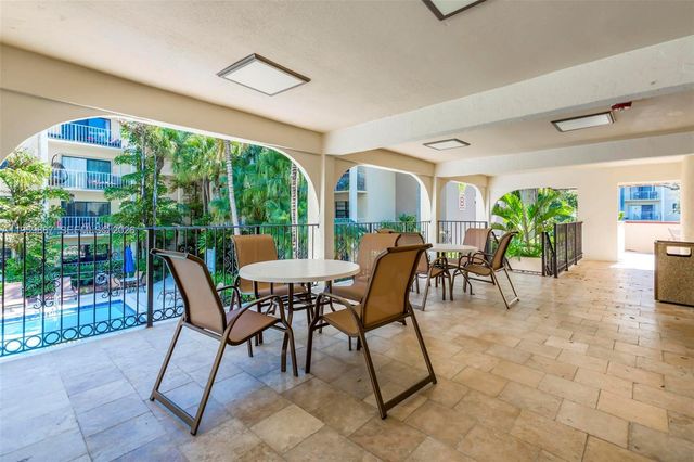 9301 SW 92nd Ave A214, Miami, FL 33176