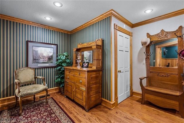 615 Azure Hills Drive, Van Buren, AR 72956