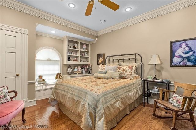 615 Azure Hills Drive, Van Buren, AR 72956