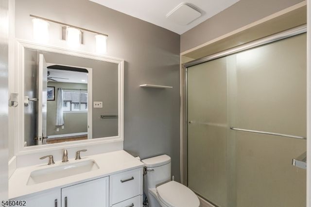 32 Chelsea Way, Bridgewater Twp., NJ 08807