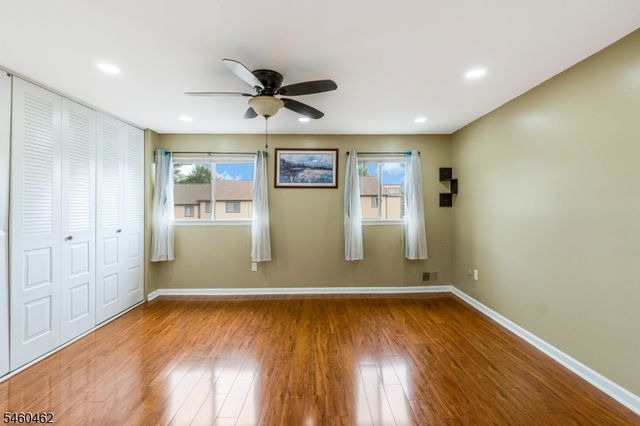 32 Chelsea Way, Bridgewater Twp., NJ 08807