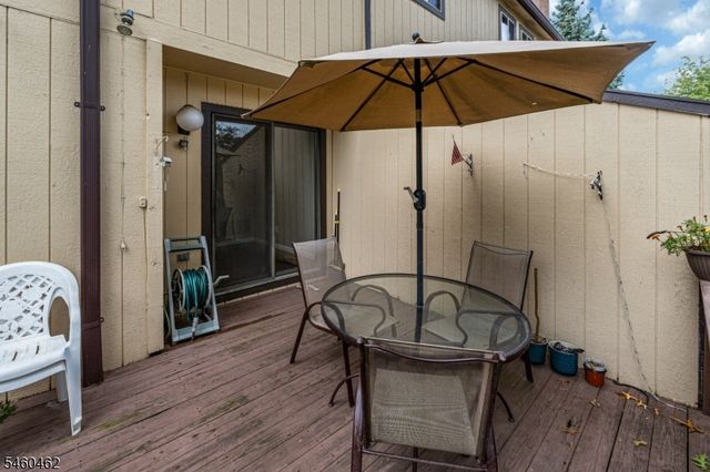 32 Chelsea Way, Bridgewater Twp., NJ 08807