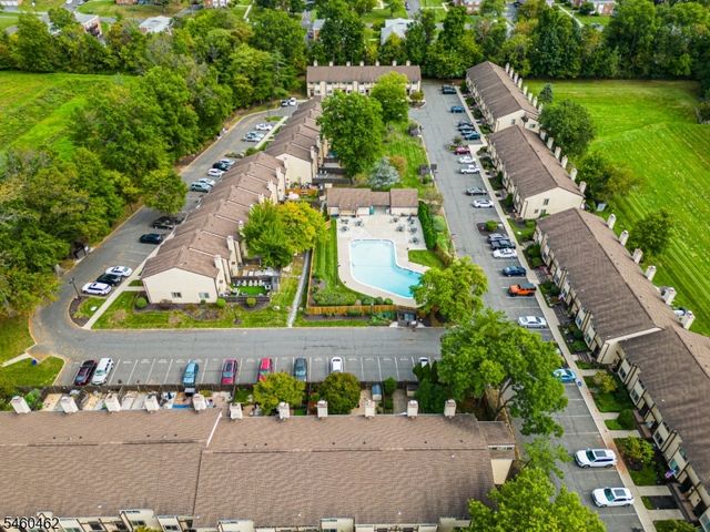 32 Chelsea Way, Bridgewater Twp., NJ 08807