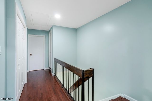 32 Chelsea Way, Bridgewater Twp., NJ 08807