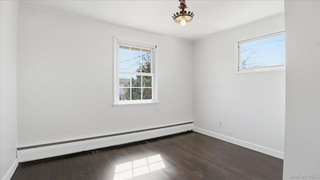 199 N Delaware Avenue, Massapequa, NY 11758