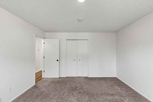 17550 Illinois Court, Lakeville, MN 55044