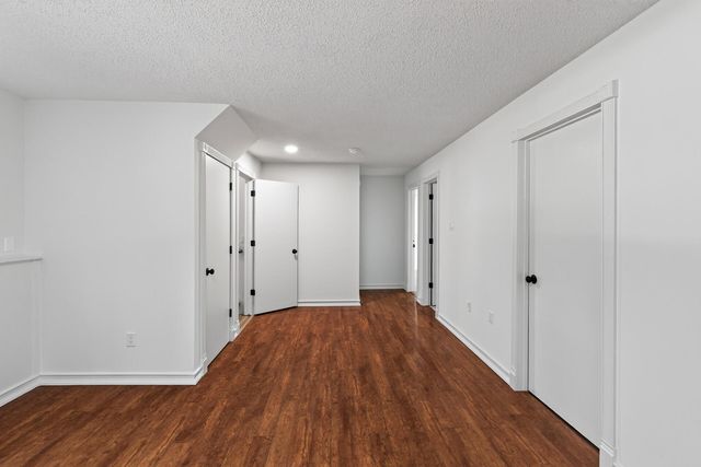 17550 Illinois Court, Lakeville, MN 55044