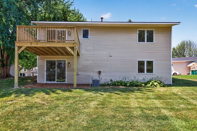 17550 Illinois Court, Lakeville, MN 55044